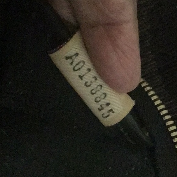 Meet your Posher, Laura - Picture 6 of 8